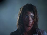 Никто не выжил (2012)
